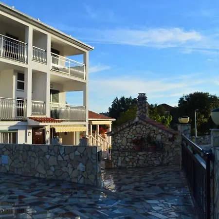 Daire In With Balcony, Air Condition, Wifi, Washing Machine *